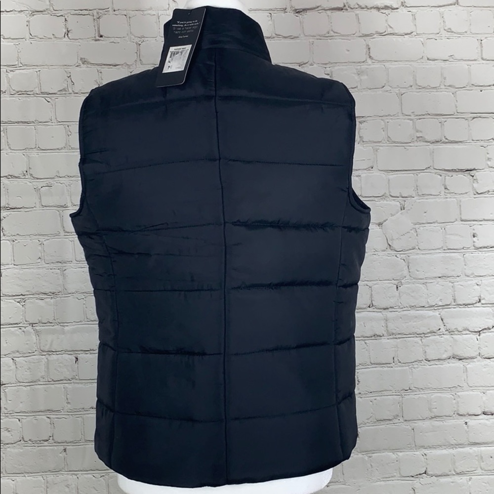 DAISY Fuentes Button Up Puffer Vest Size Medium - Picture 2 of 9